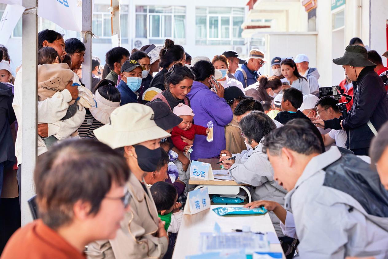 澳优海普诺凯获双重认证，守护母婴全面营养